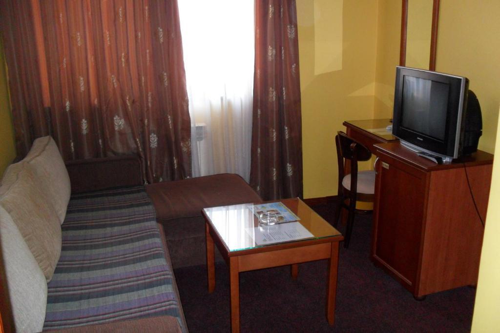 Hotel Vila Sunce Stara Pazova Phòng bức ảnh