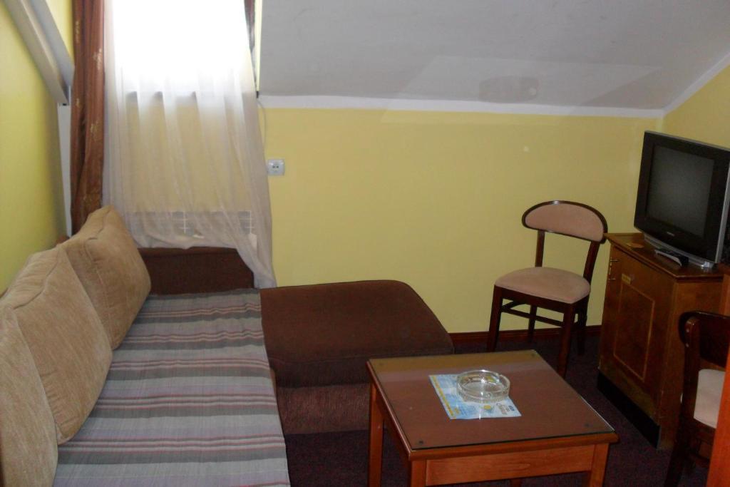 Hotel Vila Sunce Stara Pazova Phòng bức ảnh